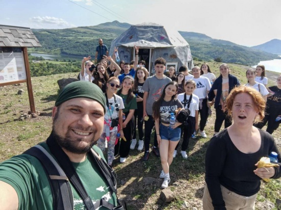 „Диво училище“ на Фондация „По-диви Родопи“ учи децата как да опазват дивата природа